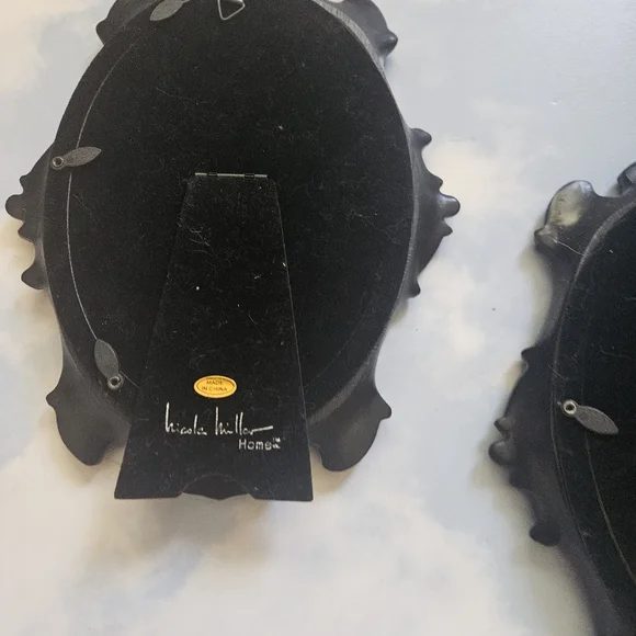 Black Ornate Picture Frames Set Of Two Halloween Gothic Black Ornate Oval Frame - Picture 7 of 12